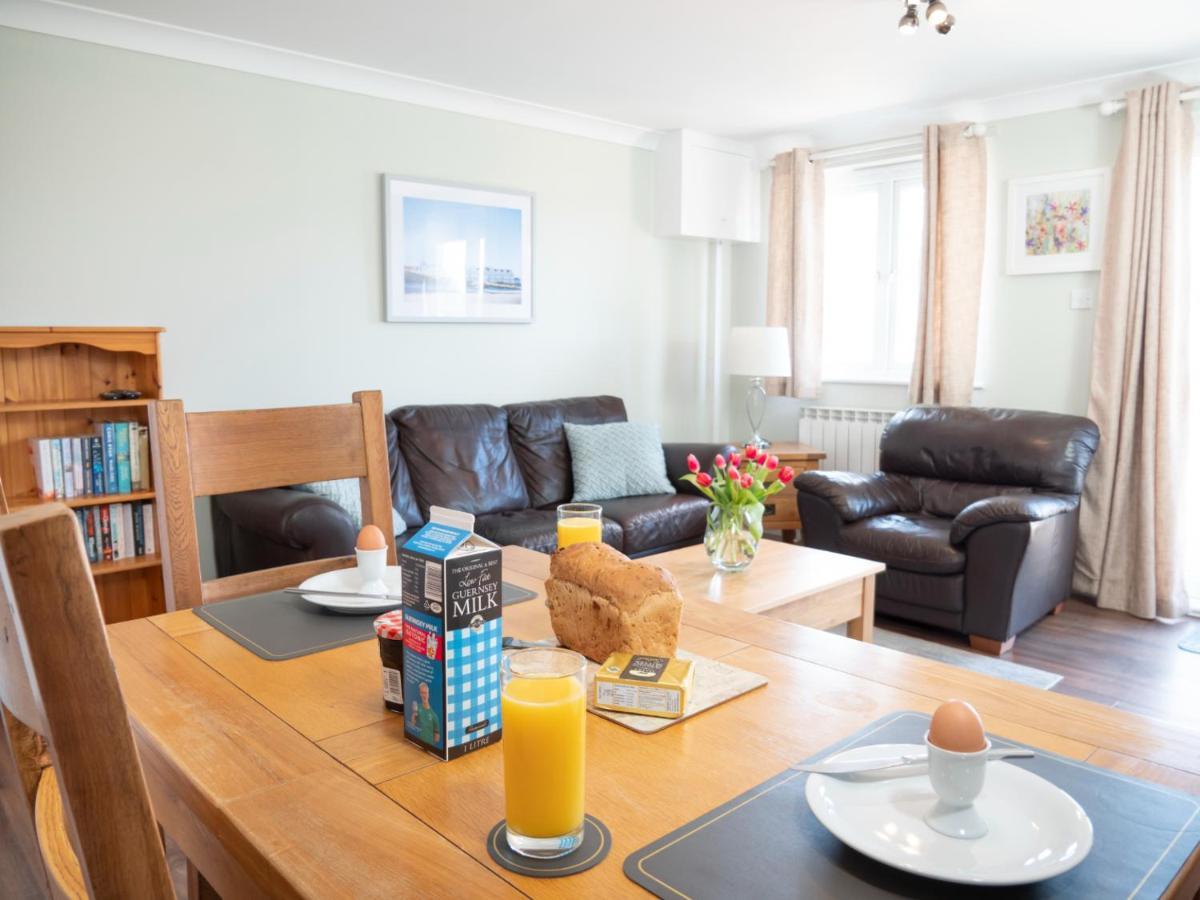 Ellingham Self-Catering Cottages Saint Peter Port Exterior foto
